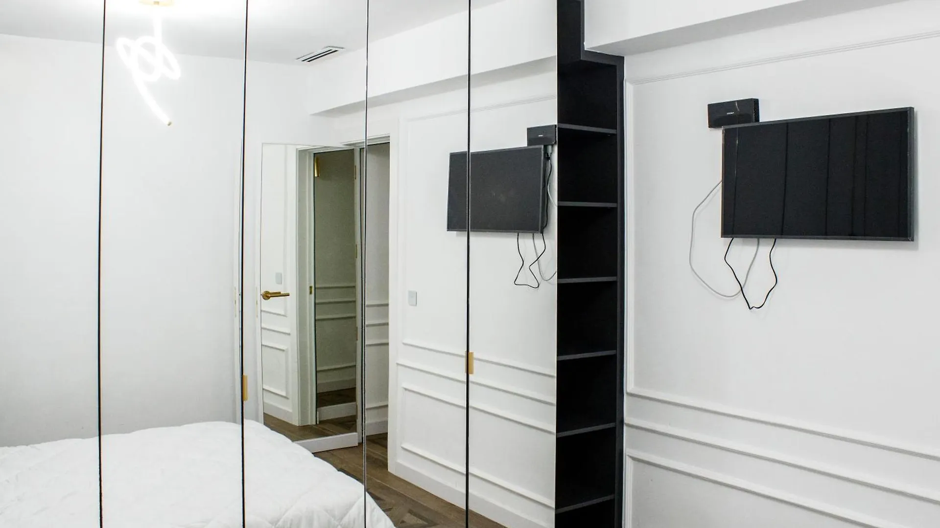Apartamento En Calle Recogidas Granada